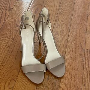 Beige leather heeled sandals